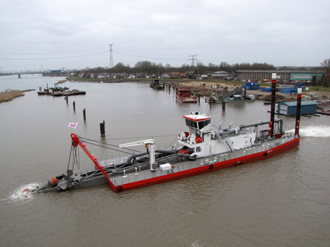 In 2015 FSUE “Rosmorport” Performs Dredging Works in the Amount of More Than 8 mln Cubic Meters