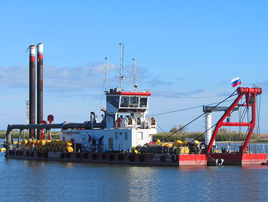 Eight dredgers arrived at the dredging site at the VCSSC