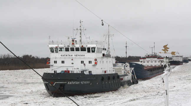 Tariffs for additional icebreaking and towage services of the Astrakhan Branch changed