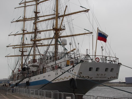 Mir Sailing Ship Visits France