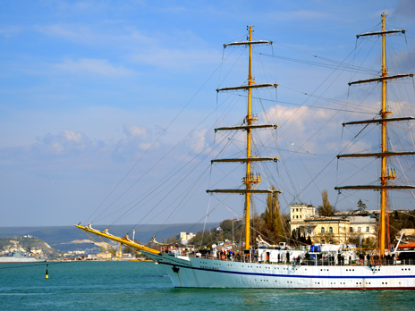 Khersones Sailing Ship Will Become a Special Guest at the SOCHI Yacht Show 2017  Exhibition