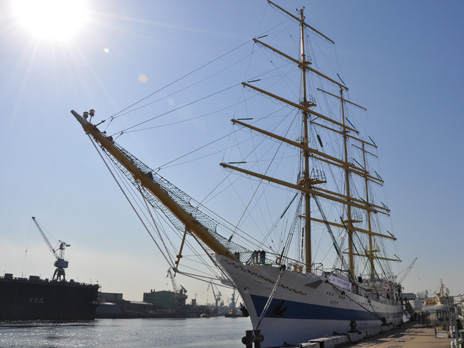 Mir Sailing Ship Takes Part in Antwerp’s Maritime Festival