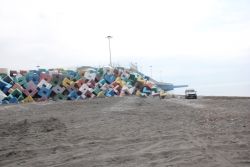 Берегоукрепление откосного типа в морском порту Сочи Берегоукрепление откосного типа в морском порту Сочи