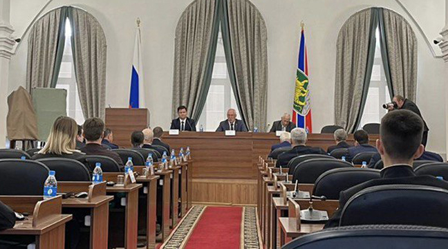 Director of the Far Eastern Basin Branch takes part in a meeting dedicated to the results of the Pallada sailing ship's maritime expedition to the area of Tsushima Island