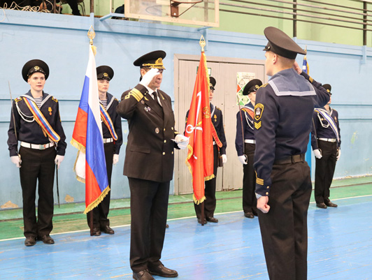The cadet practice on the Mir sailboat solemnly ended on the Constitution Day of the Russian Federation