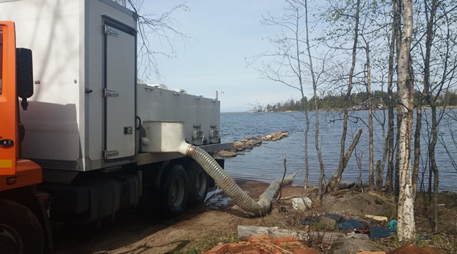 Release of young trout into Lake Ladoga