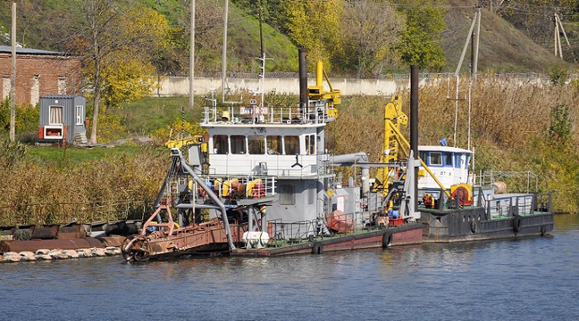 Scheduled repair of the Donskoy-301 dredger is completed