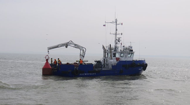 Works to place summer floating navigation aids in Azov Basin completed 