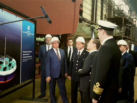 Dmitry Medvedev Visits Onezhsky shipyard of FSUE "Rosmorport"