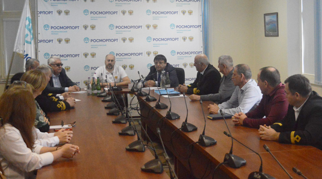 The Head of Rosmorrechflot visited the seaport of Makhachkala