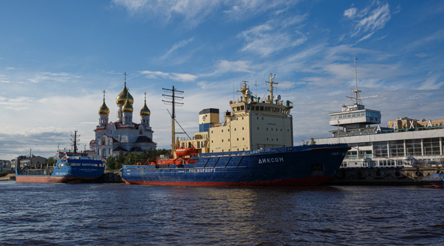 Tariffs for additional icebreaking and towage services of the Arkhangelsk Branch changed
