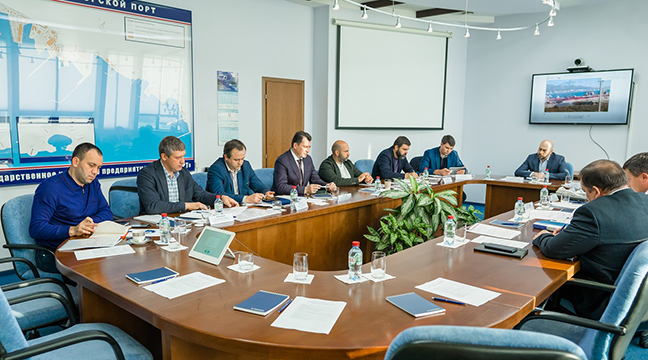 Deputy Head of Rosmorrechflot Zakhary Dzhioev held a working meeting in Novorossiysk