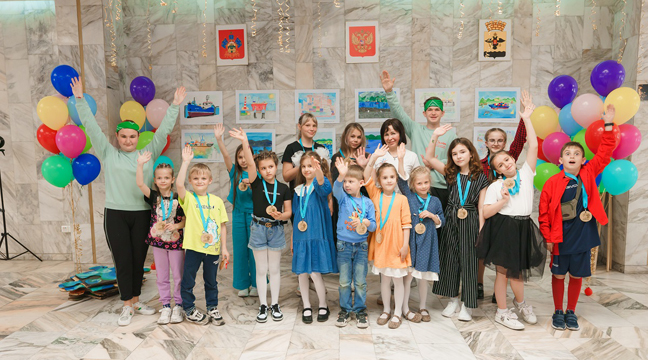 The Azovo-Chernomorsky Basin Branch holds a drawing contest for Children's Day