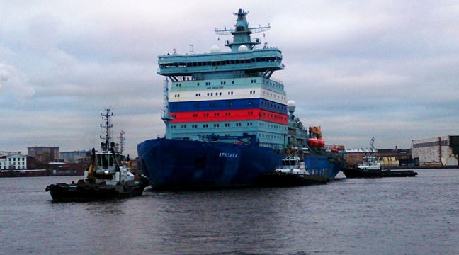 Pilotage of the Arktika nuclear power icebreaker