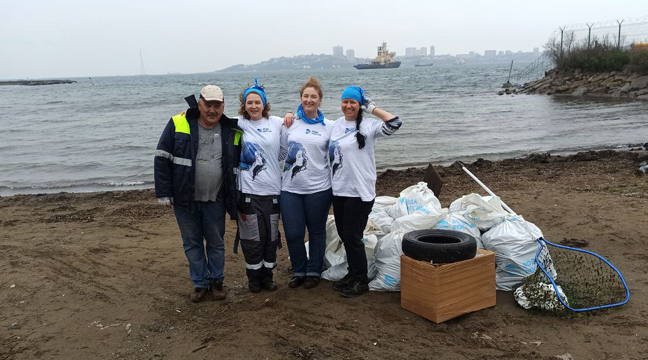 The Far Eastern Basin Branch takes part in the marine clean-up and the All-Russian campaign “Water of Russia”