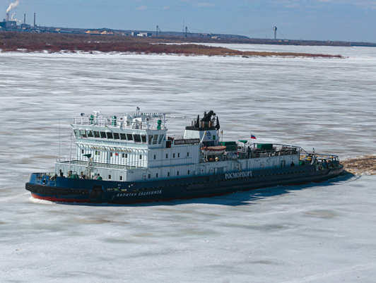 Icebreaker assistance season begins in the seaport of Arkhangelsk and on approaches to it