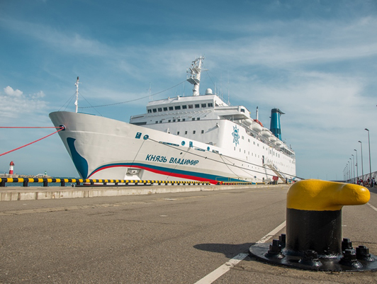 Cruise liner Knyaz Vladimir departs on its first trip