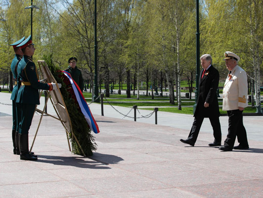 FSUE “Rosmorport” takes part in the wreath-laying ceremony at the Tomb of the Unknown Soldier in Moscow