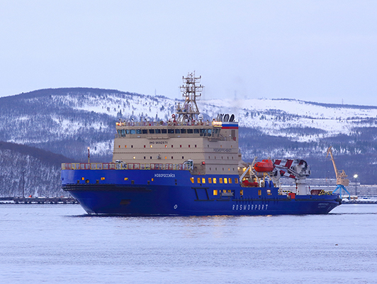 Icebreaker Novorossiysk arrives at the seaport of Vanino to provide icebreaking assistance