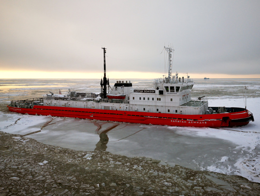 Icebreaker assistance season starts in the Caspian and Azov Seas