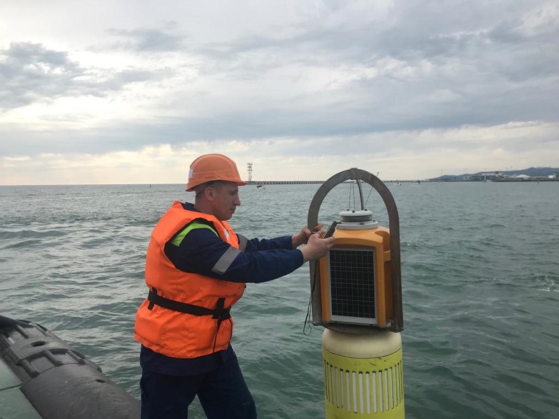 Maintenance of a buoy